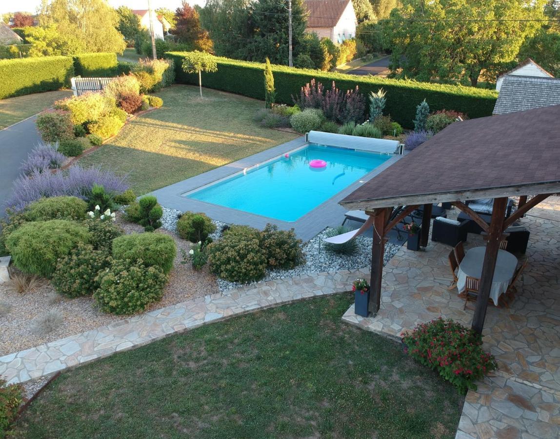 Châteaumeillant La Palentine B&B 외부 사진